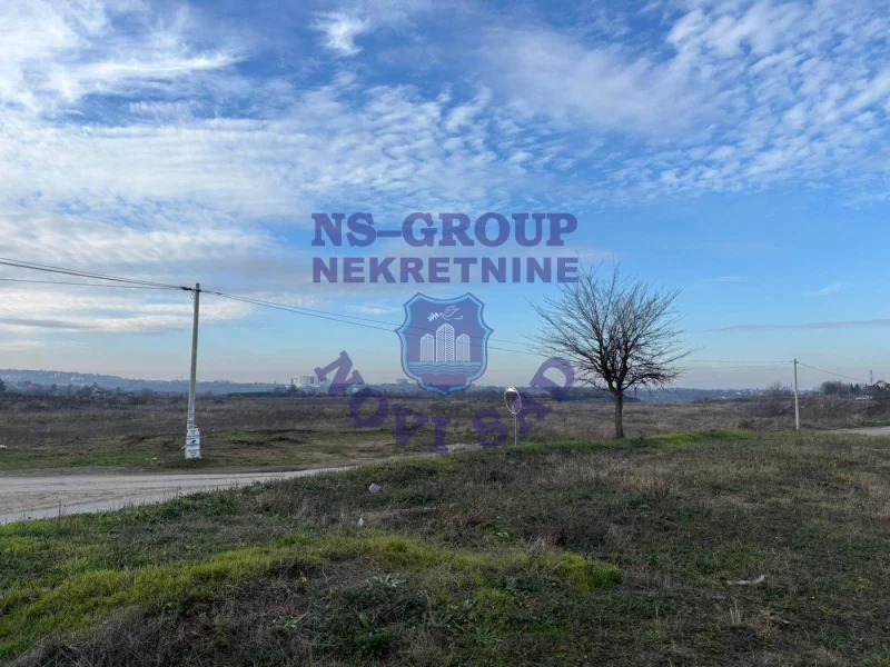 plac na prodaju Petrovaradin 584m2 577085