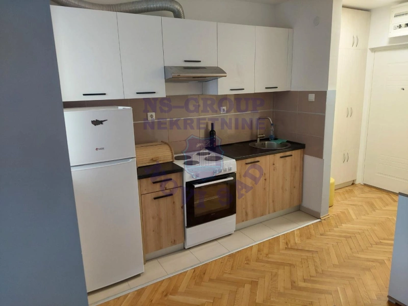 stan na prodaju Novi Sad, 27m2 577302