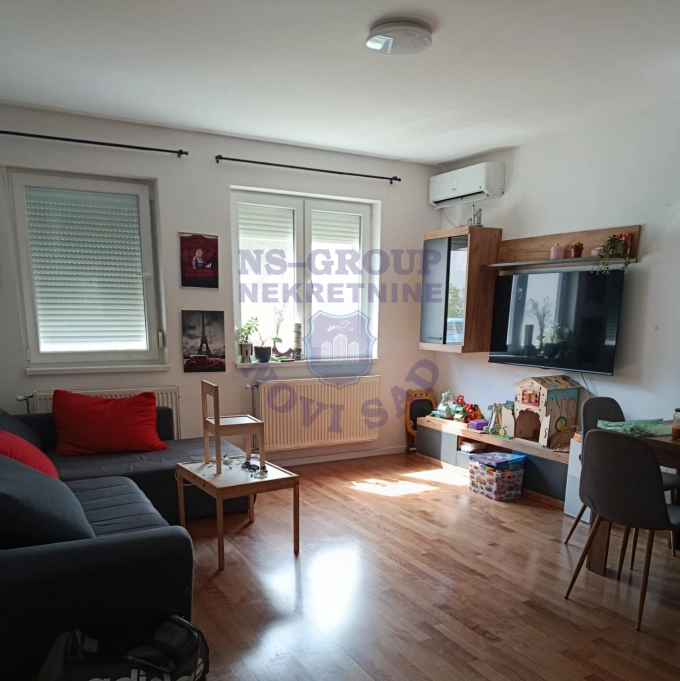 stan na prodaju Novi Sad, 62m2 577172