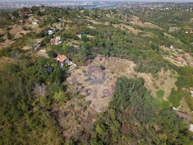 plac na prodaju Sremska Kamenica 2748m2 577324
