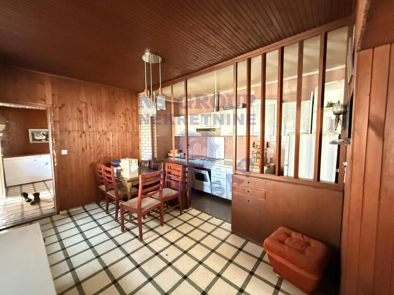 Lokal na prodaju Sombor 285m2, 577233