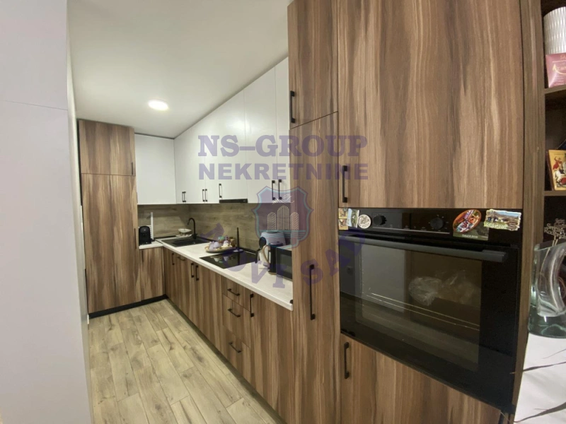 Stan na prodaju Novi Sad 70m2, 577189