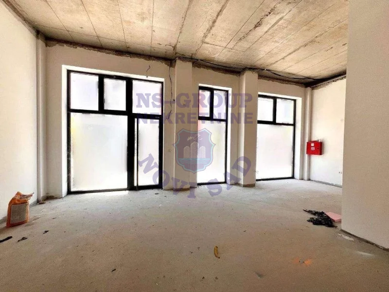 lokal na prodaju Novi Sad 122m2 577342