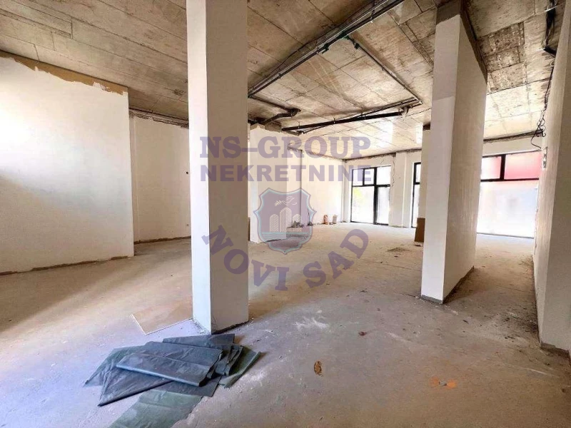 lokal na prodaju Novi Sad 122m2 577342