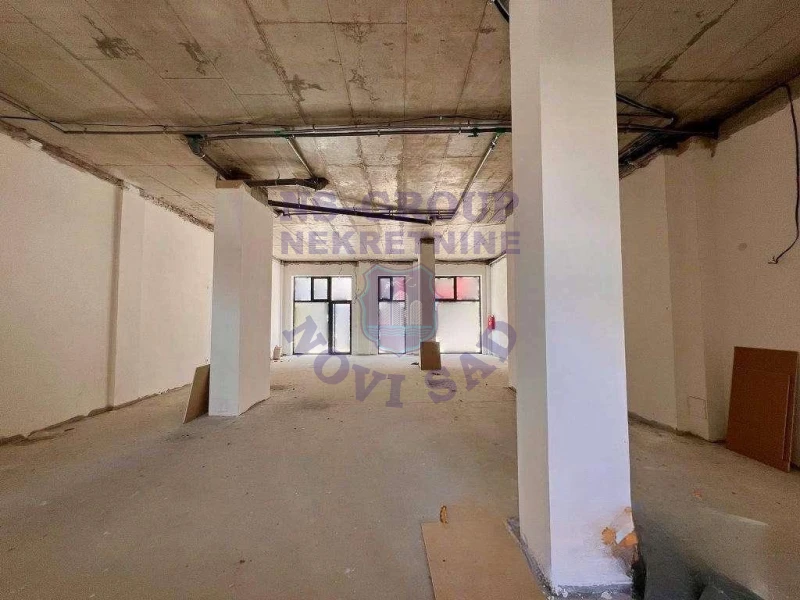 lokal na prodaju Novi Sad 122m2 577342