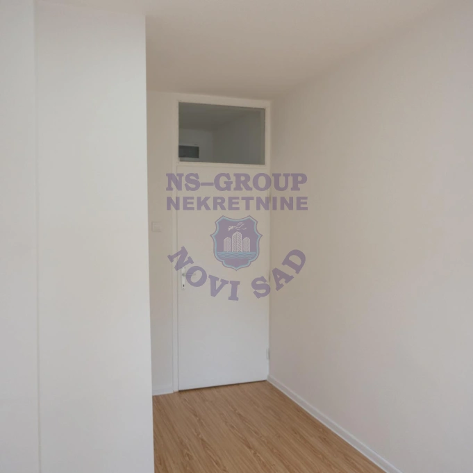 Stan na prodaju Zmajevo 33m2, 577354