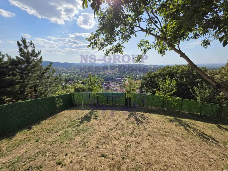 Kuća na prodaju Sremska Kamenica 550m2, 577428