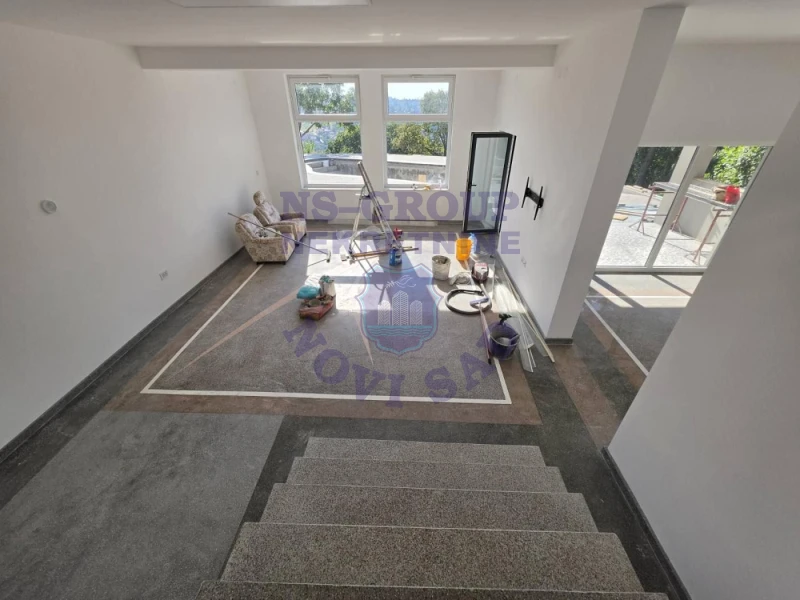 Kuća na prodaju Sremska Kamenica 550m2, 577428