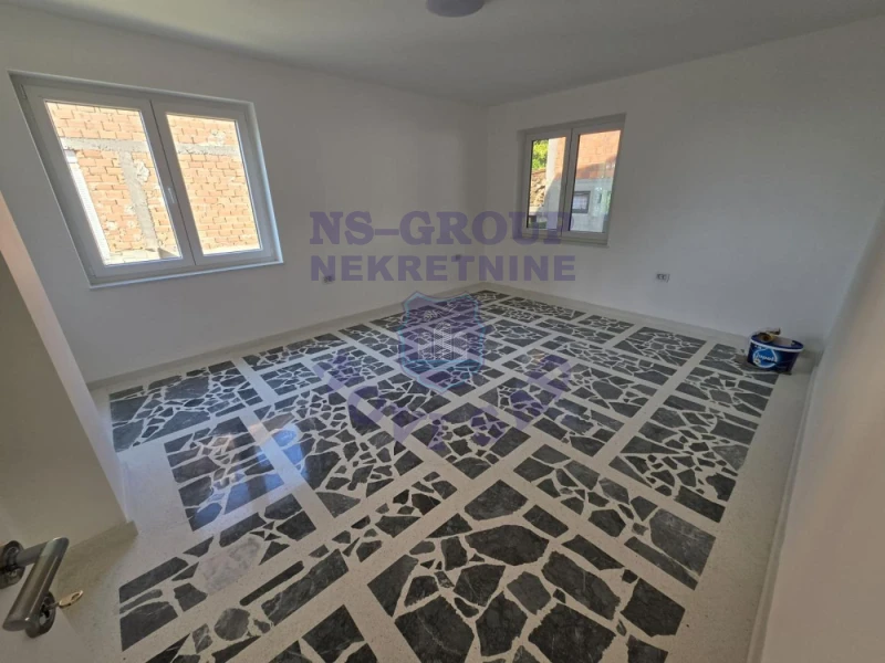 Kuća na prodaju Sremska Kamenica 550m2, 577428