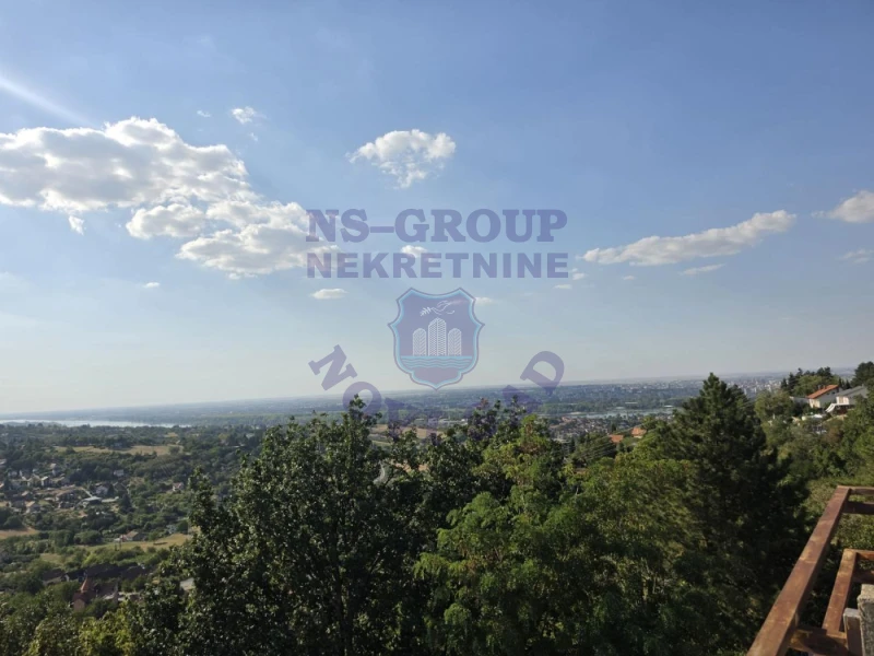 kuca na prodaju Sremska Kamenica, 550m2 577428