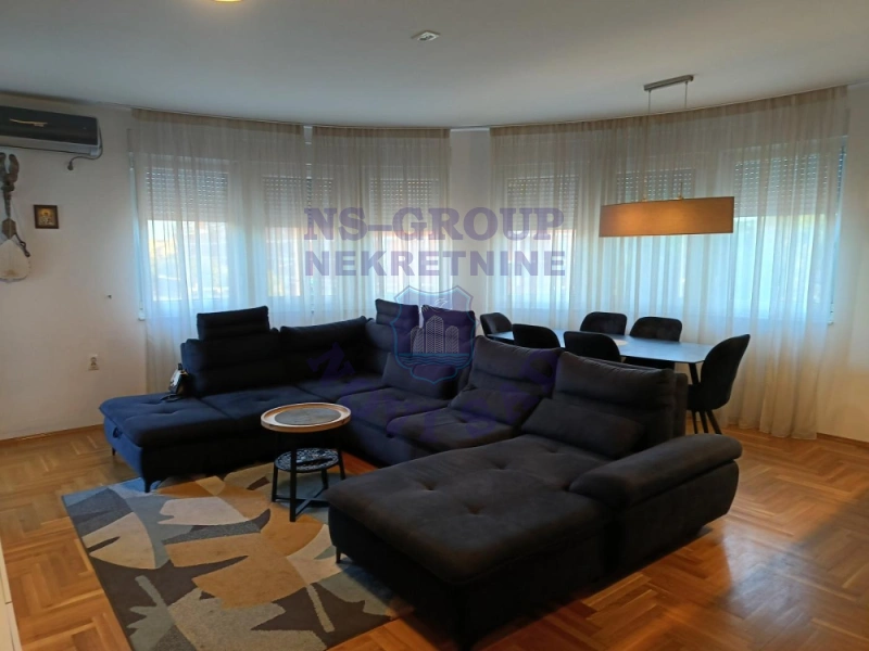 stan na prodaju Novi Sad, 93m2 577401