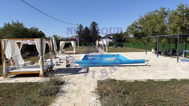 Kuća na prodaju Čortanovci 24m2, 576521