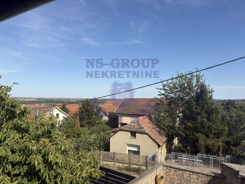 Kuća na prodaju Sremski Karlovci 64m2, 577474