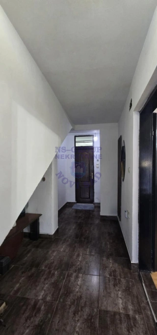 Kuća na prodaju Sremski Karlovci 64m2, 577474