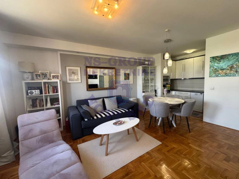stan na prodaju Novi Sad, 47m2 577487