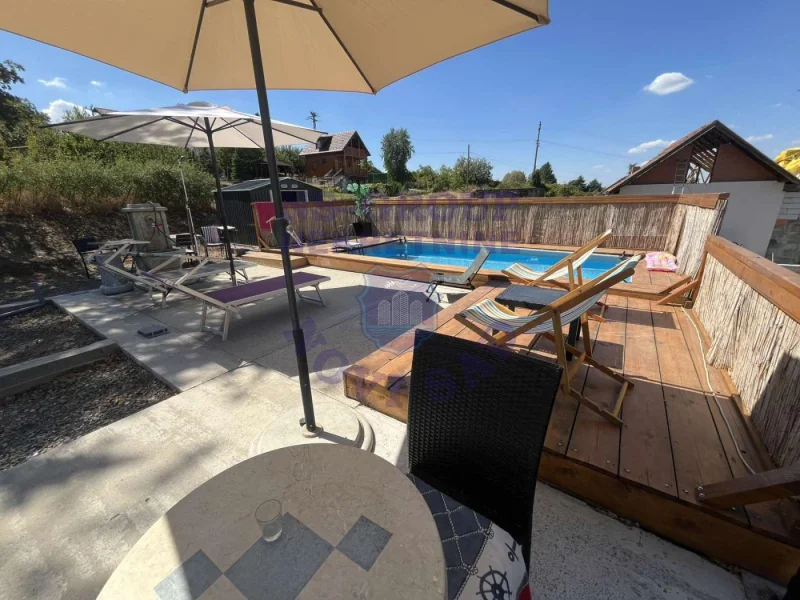 Plac na prodaju Rakovac 722m2, 577502