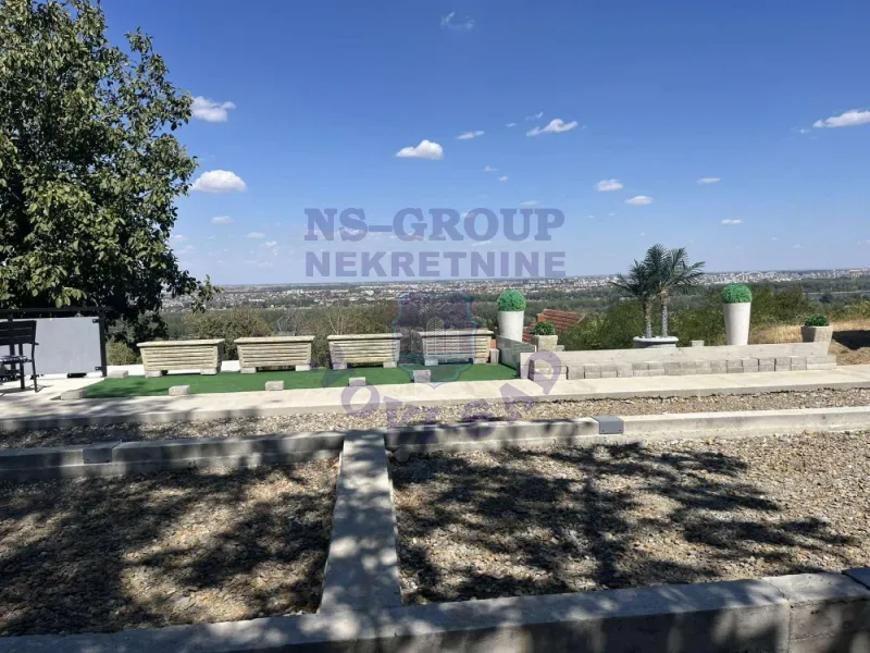 Plac na prodaju Rakovac 722m2, 577502