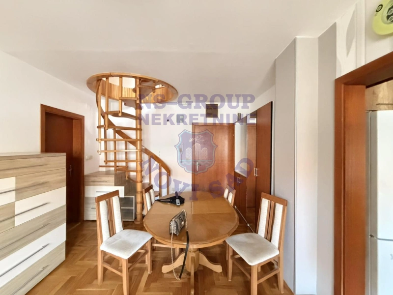 stan na prodaju Novi Sad, 61m2 577456