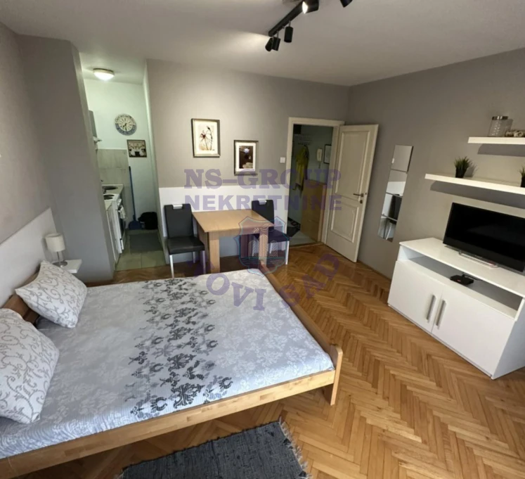 Stan na prodaju Novi Sad 25m2, 577424
