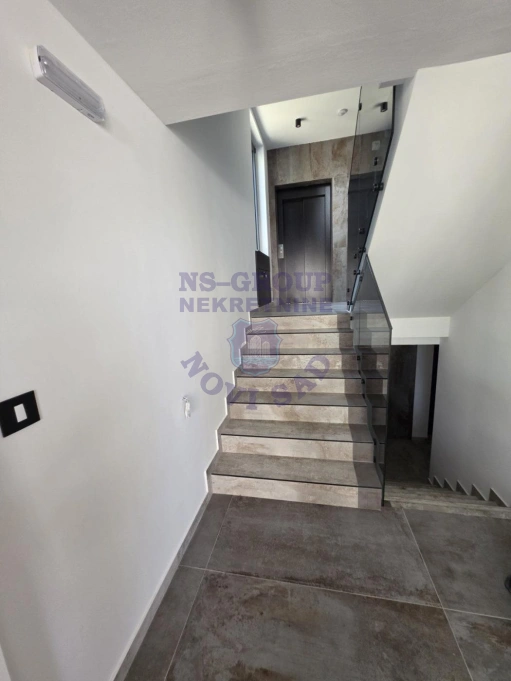 Stan na prodaju Novi Sad 143m2, 577490