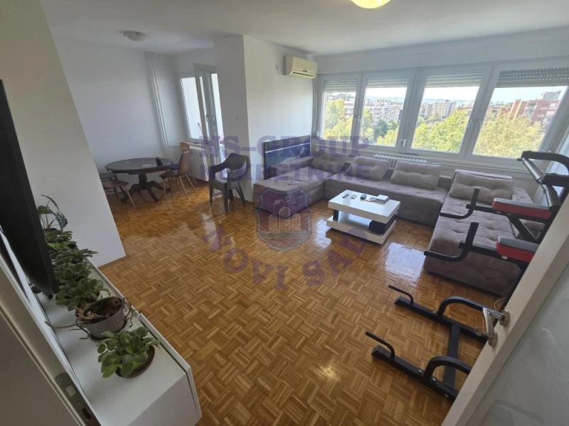 stan na prodaju Novi Sad, 62m2 577599