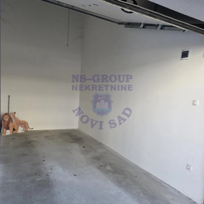 Garaža na prodaju Petrovaradin 16m2, 577608