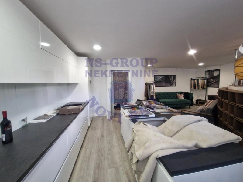 Lokal na prodaju Novi Sad 52m2, 577565