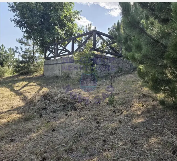 Plac na prodaju Jazak 1000m2, 577606