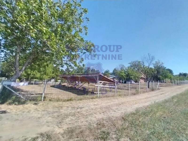Plac na prodaju Petrovaradin 1580m2, 577637