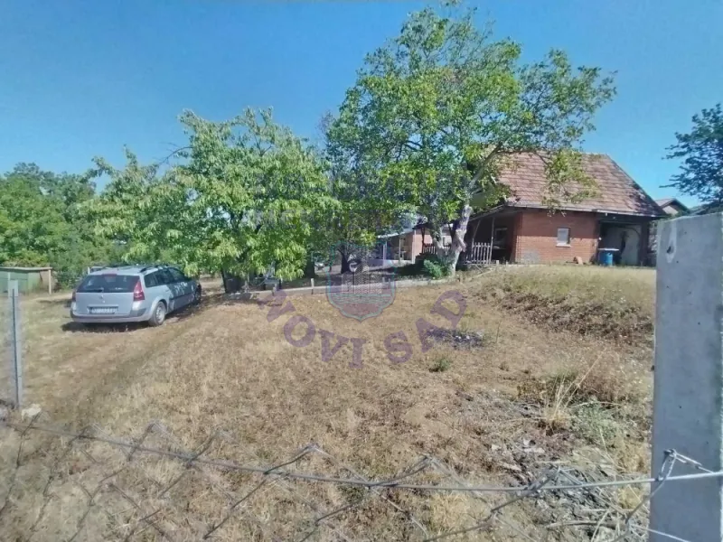 Plac na prodaju Petrovaradin 1580m2, 577637