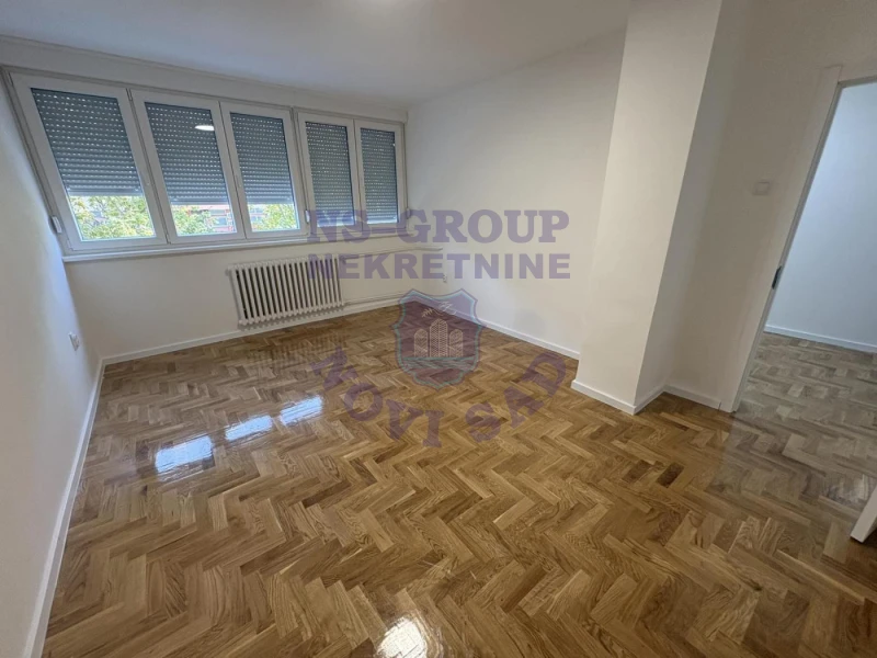 stan na prodaju Novi Sad, 58m2 577635