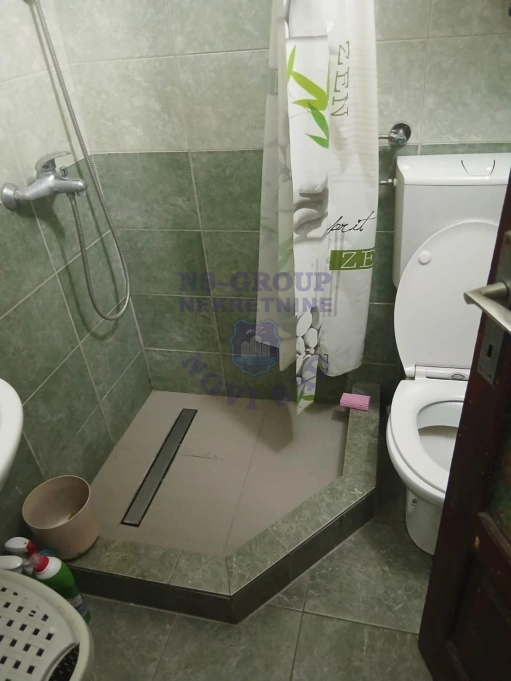 Kuća na prodaju Novi Sad 180m2, 577672