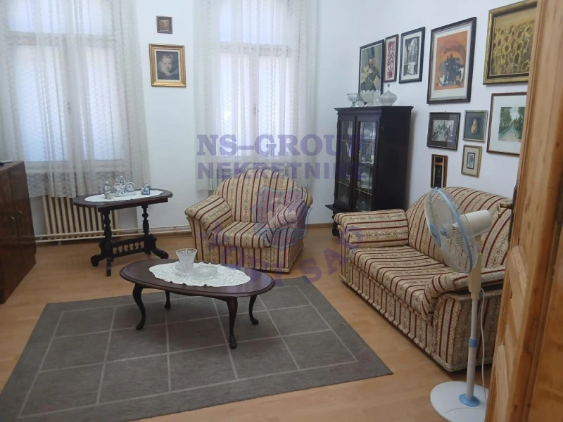 Kuća na prodaju Novi Sad 180m2, 577672