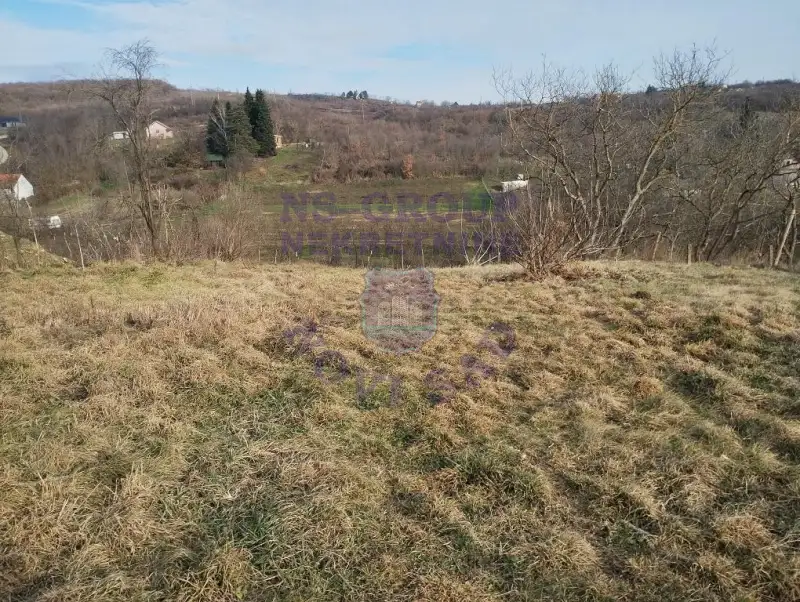 Plac na prodaju Vrdnik 1011m2, 577715