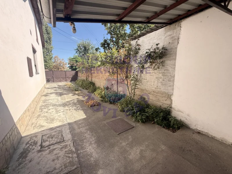 Kuća na prodaju Novi Sad 112m2, 577673