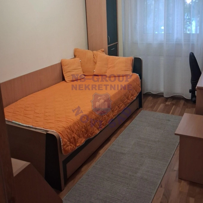 Stan na prodaju Novi Sad 40m2, 17431