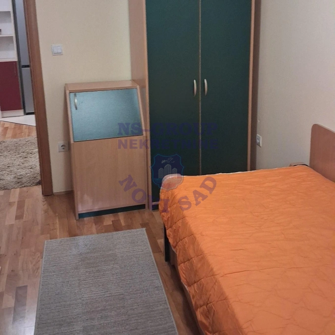 Stan na prodaju Novi Sad 40m2, 17431