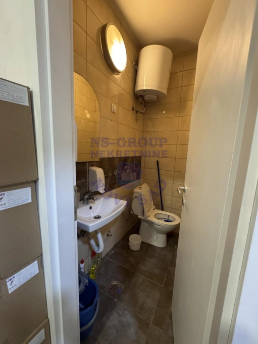 Lokal na prodaju Novi Sad 70m2, 577712