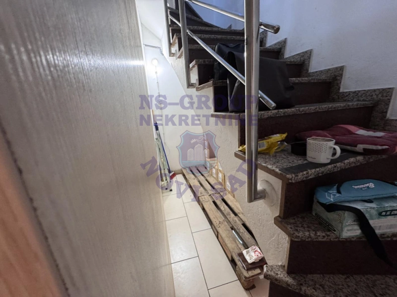 Lokal na prodaju Novi Sad 70m2, 577712