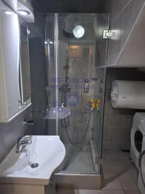 Stan na prodaju Novi Sad 57m2, 577754