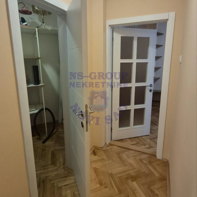 Stan na prodaju Novi Sad 54m2, 17448