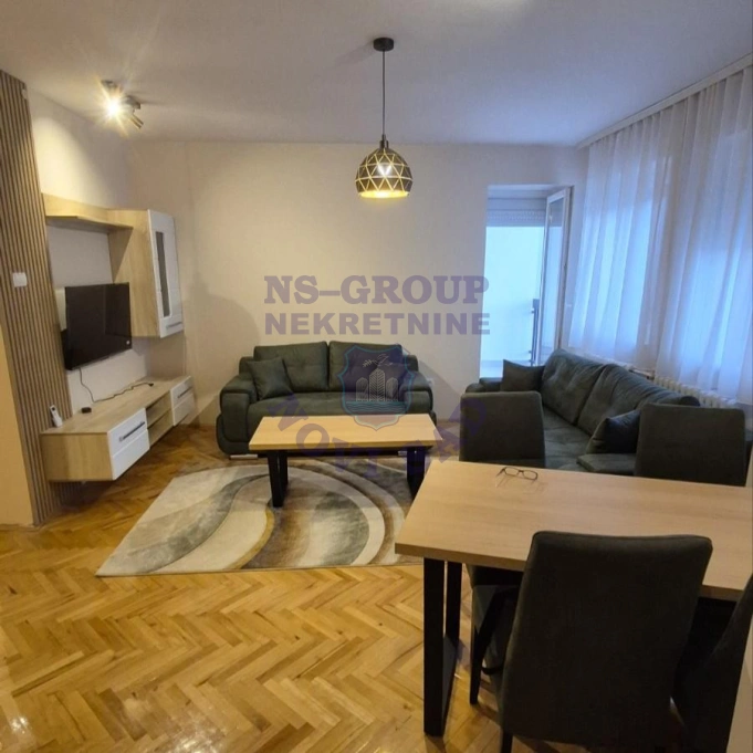 Stan na prodaju Novi Sad 54m2, 17448