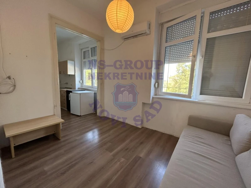 Stan na prodaju Sremska Kamenica 45m2, 577843