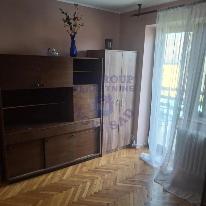 Stan na prodaju Novi Sad 70m2, 17410