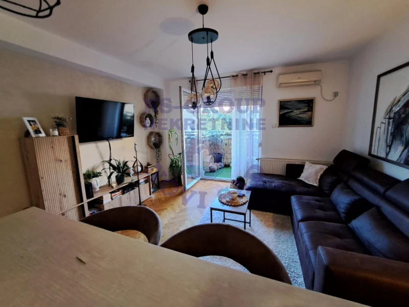Stan na prodaju Novi Sad 66m2, 577784