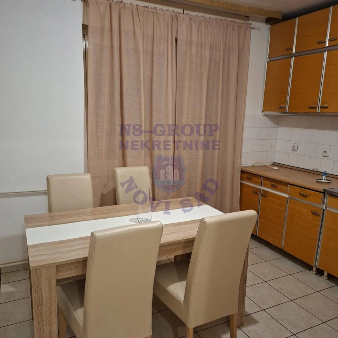 Stan na prodaju Novi Sad 60m2, 17463