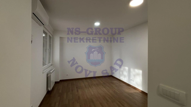 stan na prodaju Novi Sad, 32m2 577866
