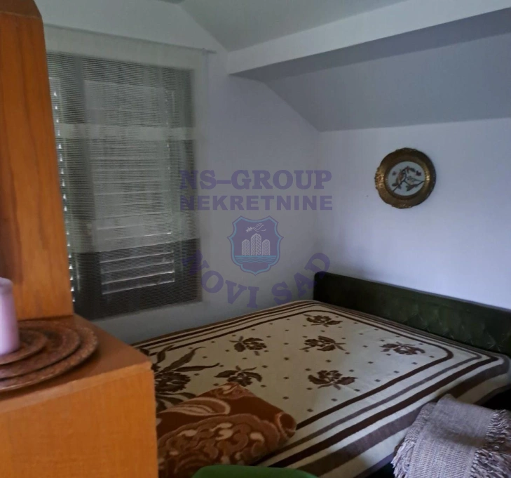 Kuća na prodaju Krušedol 30m2, 577724