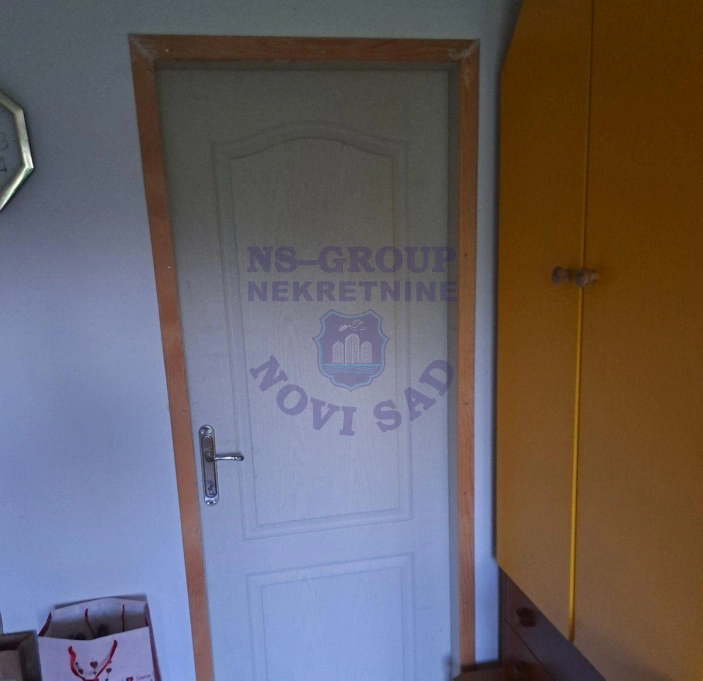 Kuća na prodaju Krušedol 30m2, 577724