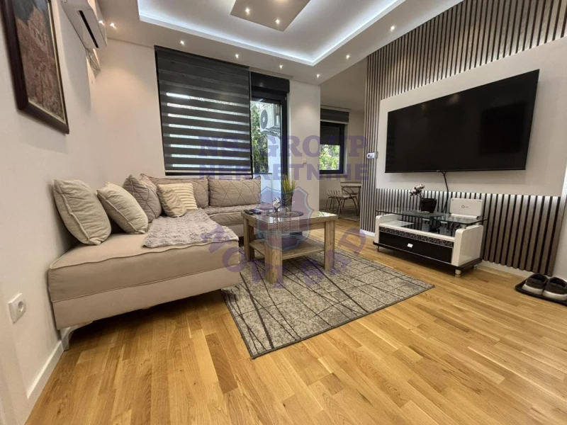 stan na prodaju Novi Sad, 40m2 577926